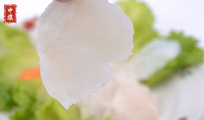 仔細檢查生魚片是否干凈衛生