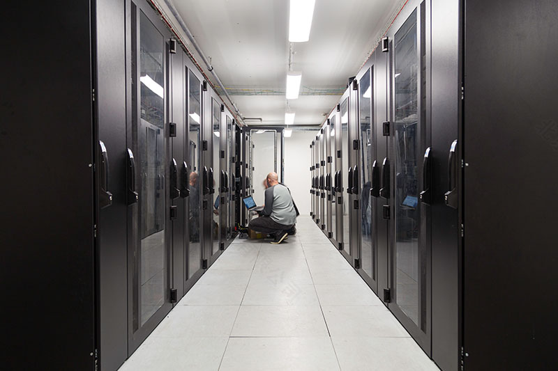 IDC機房存放處,日常巡檢.jpg IDC機房存放處,日常巡檢.jpg