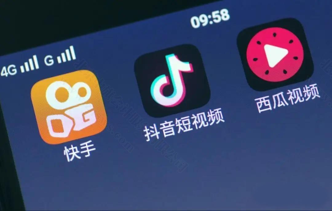 近年短視頻火爆所以視頻剪輯行業也是非常不錯的.jpg 近年短視頻火爆所以視頻剪輯行業也是非常不錯的.jpg