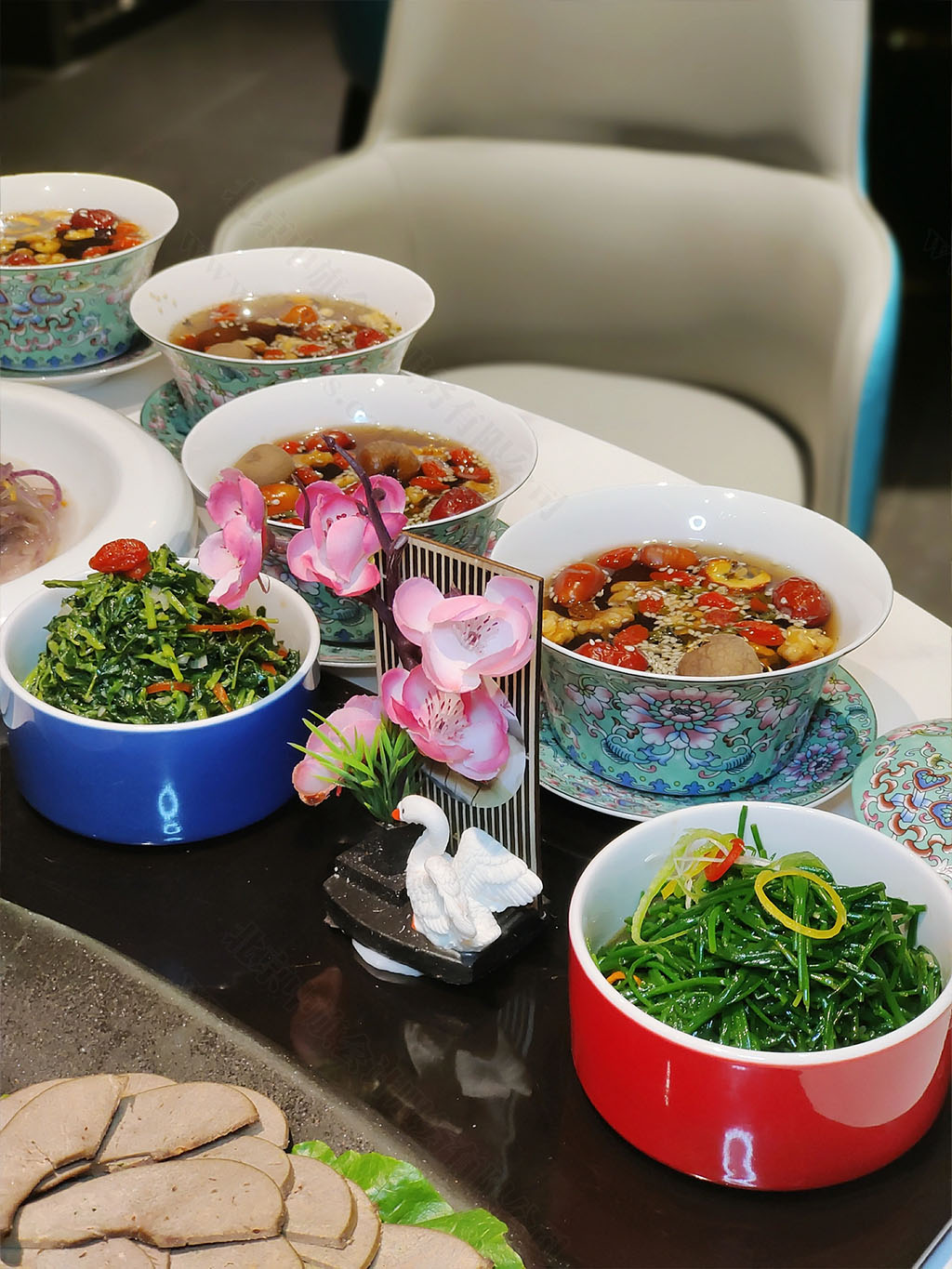 清真美食.jpg 清真美食.jpg