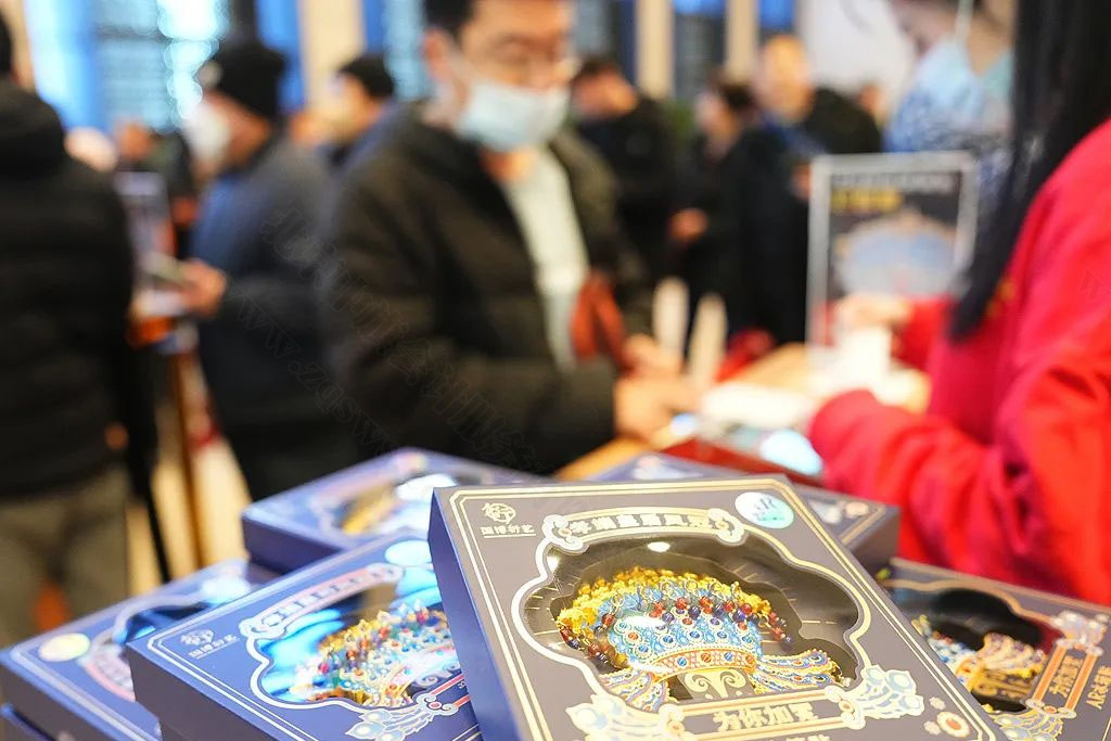 一貼難求的冰箱貼,怎么買?.jpg 一貼難求的冰箱貼,怎么買?.jpg