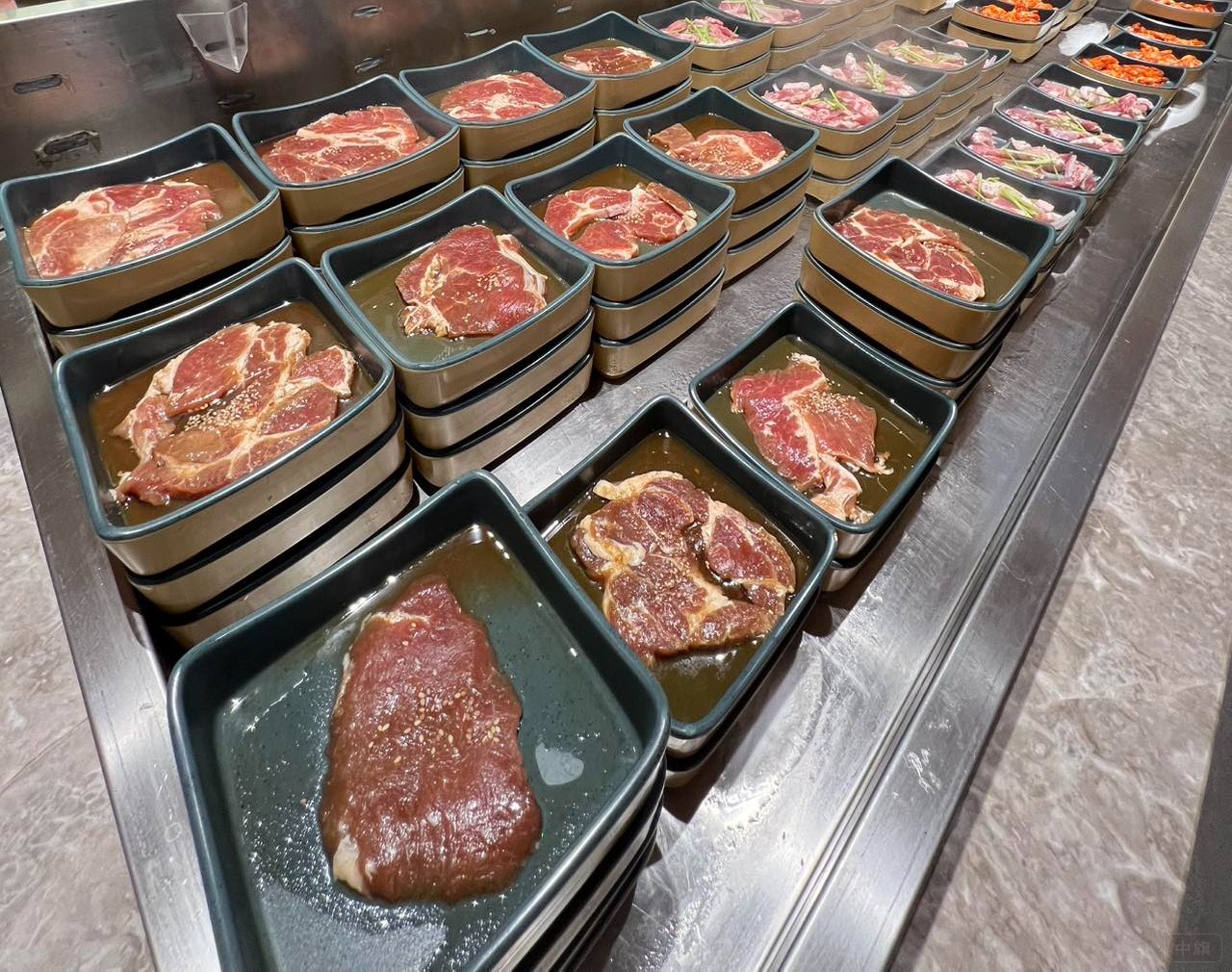 真材實料的自助餐廳.jpg 真材實料的自助餐廳.jpg