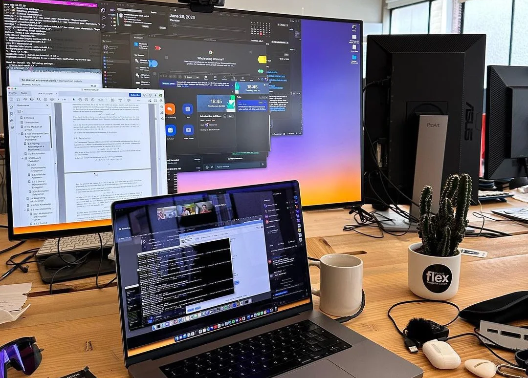 當(dāng)IT真的很費(fèi)錢啊，這些設(shè)備都要花錢買